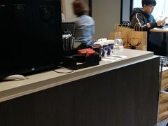 -瑞幸咖啡(人民路店)
