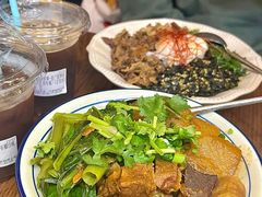 -CowCow其其·牛杂咖啡公司(六运店)