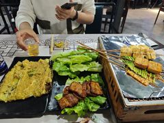 -云晓光头烧烤吧(盛夏店)