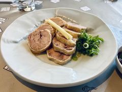 -穹六人间 people 6(岳阳路店)