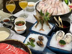 -红鼎豆捞·非遗鲍皇汤火锅(宝丰路店)