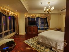 -广州富力丽思卡尔顿酒店