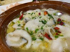 酸菜黑鱼片-大鸿运酒店·苏州菜·松鼠桂鱼(观前街店)
