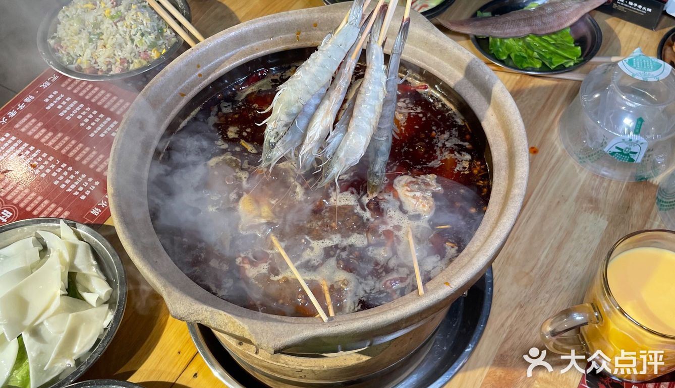 武汉探店|地道重庆市井老火锅