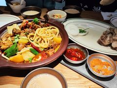 -纳鲁孜·新疆特色餐厅(上海悦荟广场店)