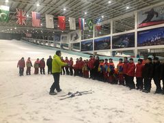 -乔波室内滑雪场