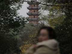 -UNI UNI(环亚凯瑟琳店)