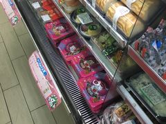 -全家便利店(东直门店)