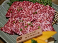 -山川小町·极番烧肉(新地假日广场店)
