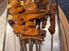 烤羊肉串-阿里家·新疆烤肉酒場