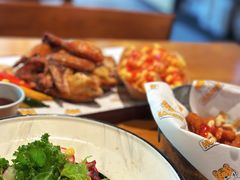 -HUZI虎滋精酿餐吧(京西大悦城店)