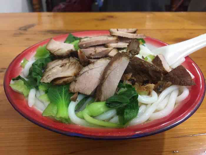 紫浩永福清汤粉(附小对面)