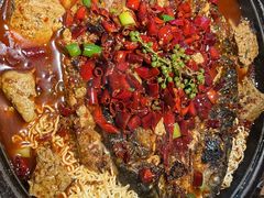 -吞鱼兽麻辣烤鱼(万达店)