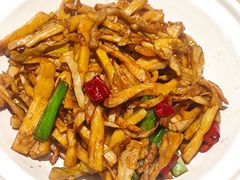 -吕氏疙瘩汤·海鲜新鲁菜(凯德mall新都心店)