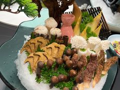 -鼎泰亨·海鲜牛肉餐厅(滨江店)