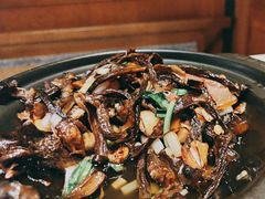 -云海肴·汽锅鸡·云南菜(天山百盛优客店)