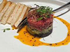 牛肉塔塔配牛油果黑橄榄酱-Solo(衡山路店)