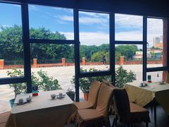 靠窗位-和膳居饮食有限公司
