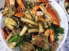 -臻鲜燕海鲜融合餐厅(金陵style店)