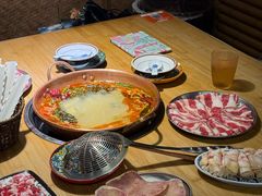 -洱火云南酸菜牛肉火锅(石景山当代商城店)