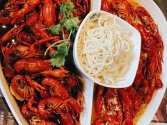 -龙巢盱眙龙虾·牛蛙·烧烤宵夜(八卦岭店)