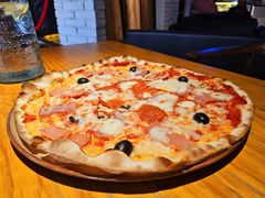 超级至尊披萨-JINNS锦时 steak&pizza(浸信会礼拜堂旧址店)