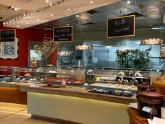 自助取餐区-咖啡苑自助餐厅·中国大饭店