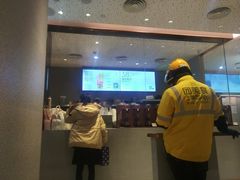 -喜茶(北京华贸购物中心店)