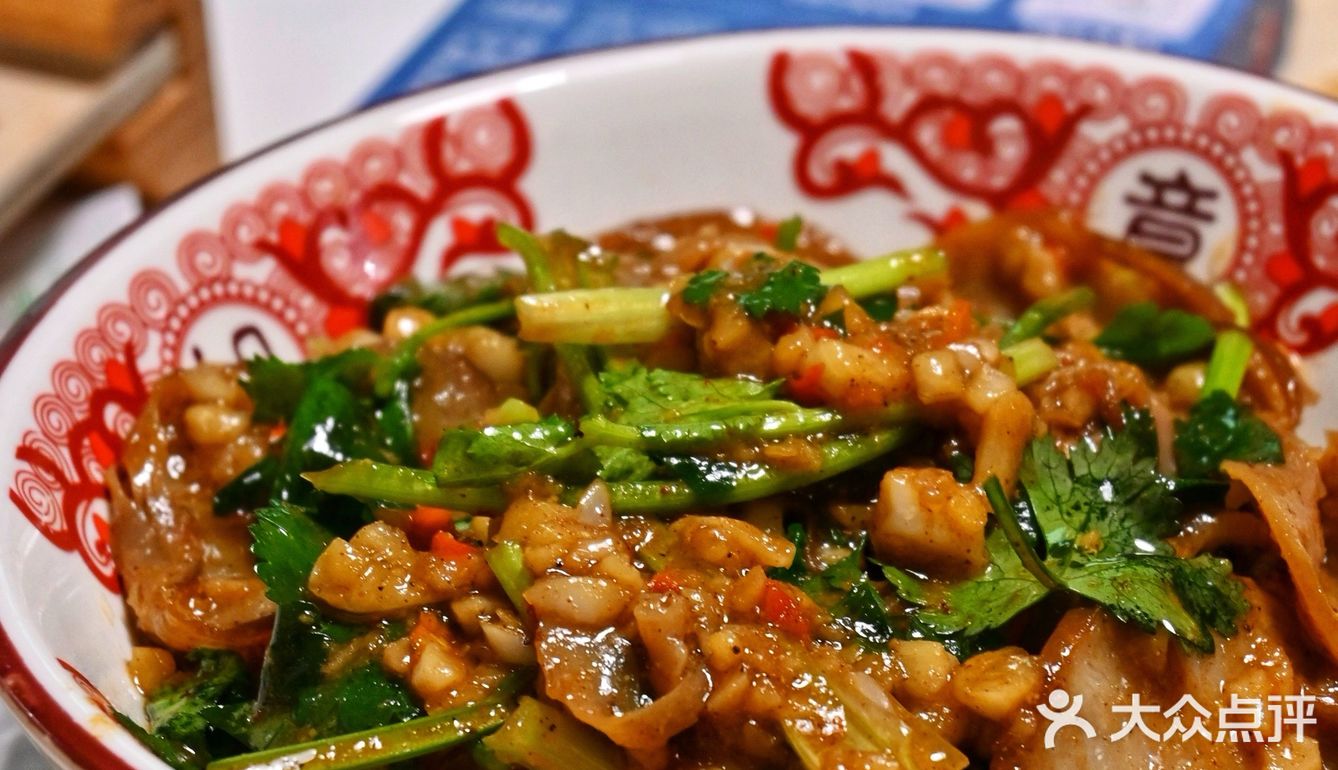 长沙鲁哥饭店 茄子咸蛋黄和酸萝卜牛百叶必点！