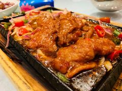 铁板香辣牛肉-高第街56号港式餐厅(山大路店)