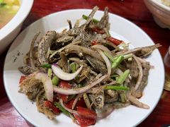 -芦茨金富饭庄·25年老字号·专做稻草鸡