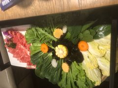 -尚尚仙·酸汤猪手·猪肚鸡火锅(华联万柳购物中心店)