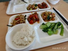 -成都锦泰一汽丰田4S店(龙泉驿区店)