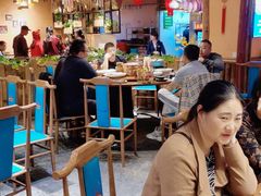 大堂-老滇山寨•云南特色菜•地方菜•民族风情歌舞表演(金碧店)