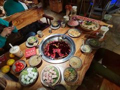 -城墙拐拐火锅(三峡广场黑金冠店)