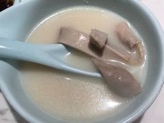 -捞神煲汤火锅(湖滨商业街店)