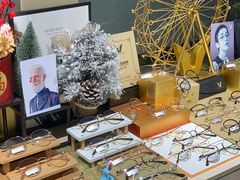 -Trend1881视光·蔡司视觉(领展广场店)