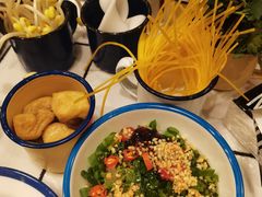 -强盅盅重庆市井火锅店(中央大街店)