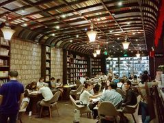 -钟书阁(松江泰晤士小镇店)