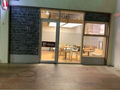 -亚龙湾亚泰商业街