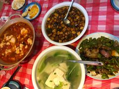 -阆辣荟餐饮(老味道8年·古城店)