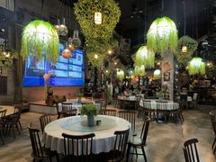 -临界音乐酒馆·小龙虾·江湖菜(华熙LIVE·鱼洞店)