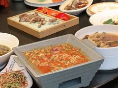 -有红鸡毛店·川菜(建设路店)