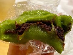 豆沙青团-许阿姨糕团店(南京总店)