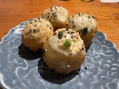 蟹黄虾滑生煎-鑫震源·苏式大虾生煎(山塘街店)