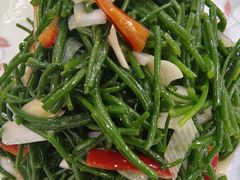 -苏莱特色牛骨滩羊手抓馆(长城东街总店)