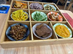 -轻蔬不用等·素食(江苏路店)