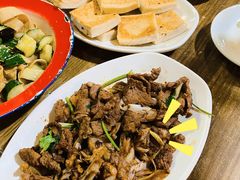 传统烤羊肉-炙热童年·老北京炙子烤肉(南锣鼓巷店)