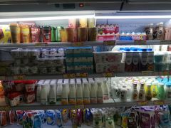 零售区-牛奶便利(东四店)