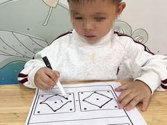 -哲学苑亲子园·早教婴儿托育·婴儿游泳(颐龙湾店)